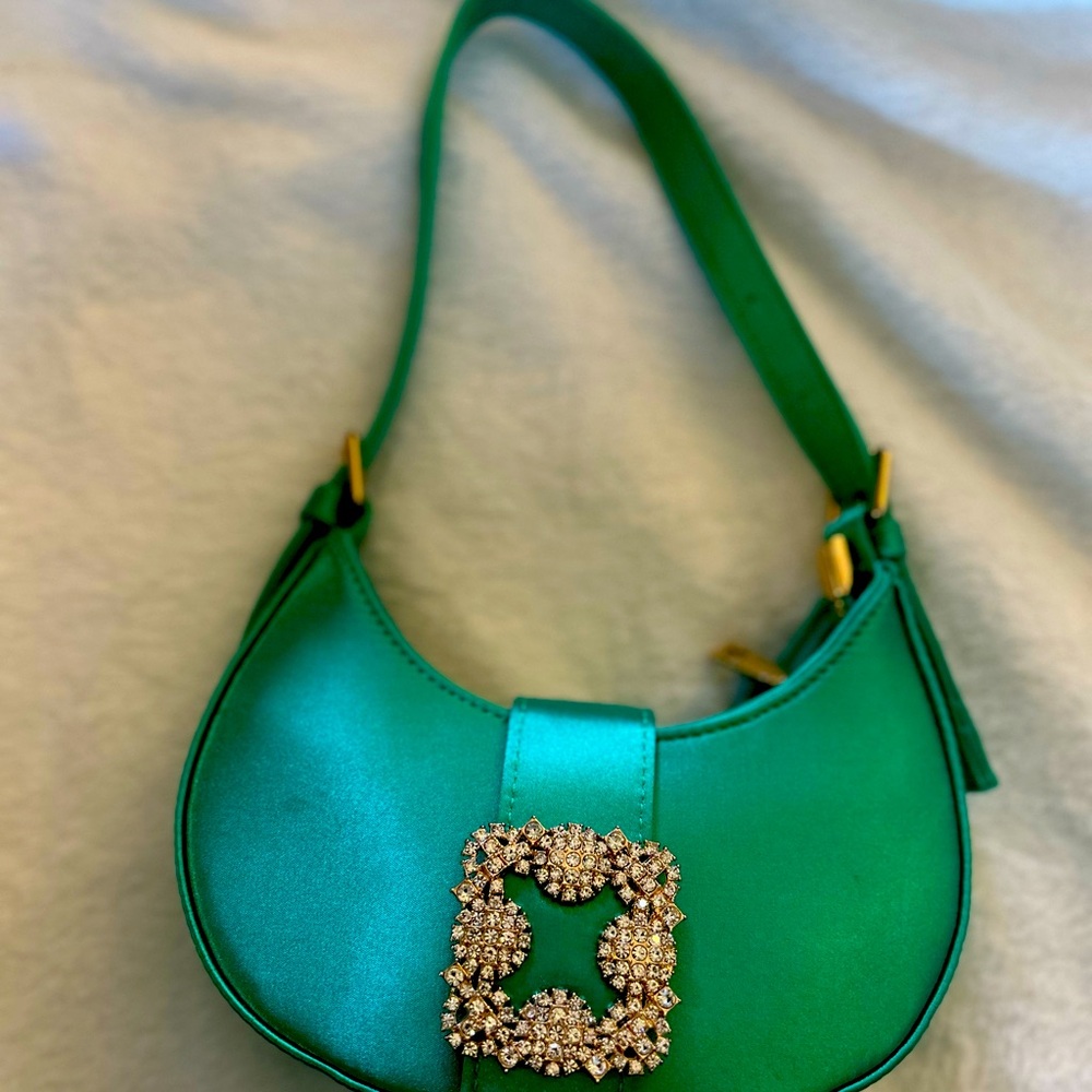 Green adjustable hand bag